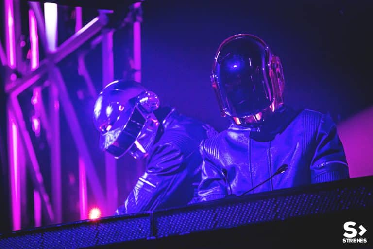 Daft Punk_Strenes_Gaspar Morer_LOGO_11