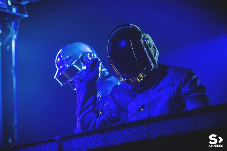 Daft Punk_Strenes_Gaspar Morer_LOGO_16
