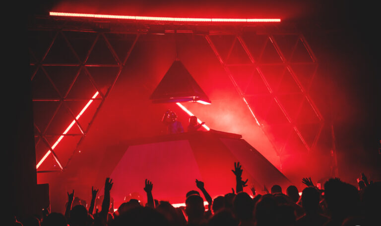 Daft Punk_Strenes_Gaspar Morer_LOGO_34 (cutted)